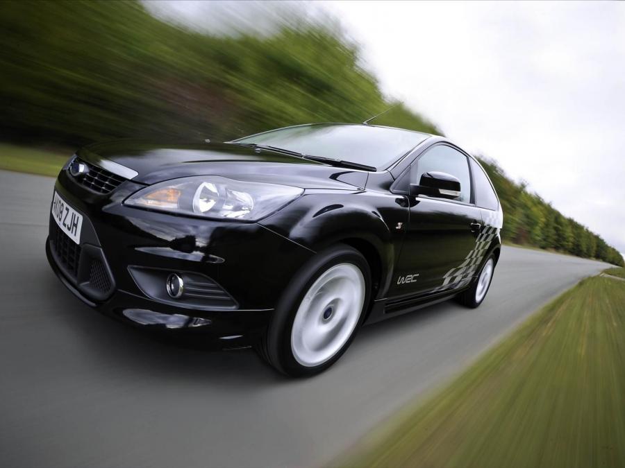  Ford Focus Sporty Zetec S 2008 года  (фото 11 из 12)